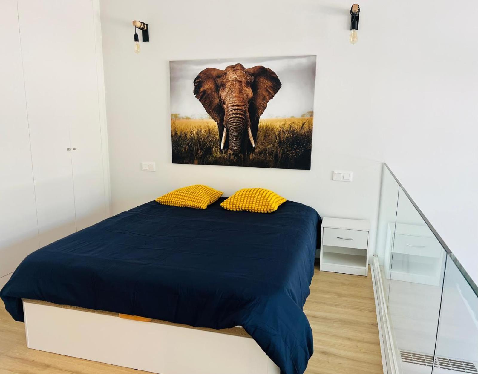 Loft 007 Con Jardin, Piscina, Garaje Y Netflix Apartment *